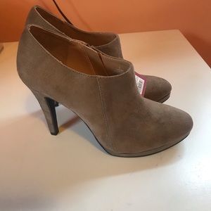 Merona Taupe Heeled Booties